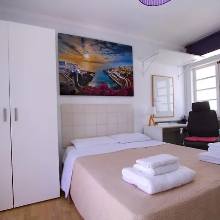 Apartament Island Village Heights *