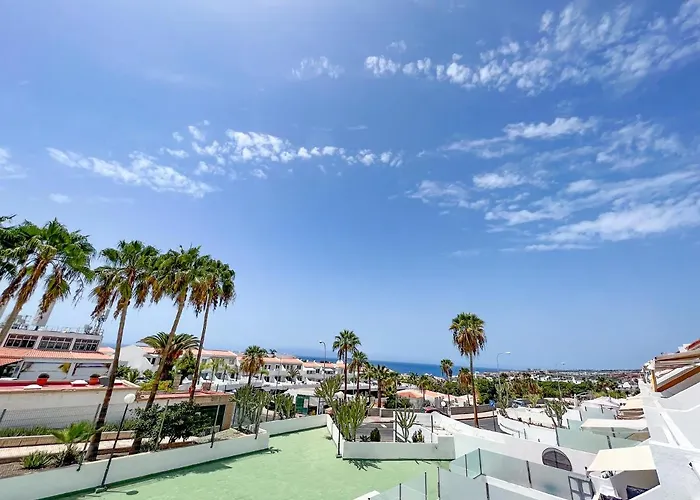 Island Village Heights Apartamento *