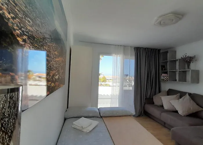 Island Village Heights * Costa Adeje (Tenerife)