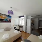 Island Village Heights