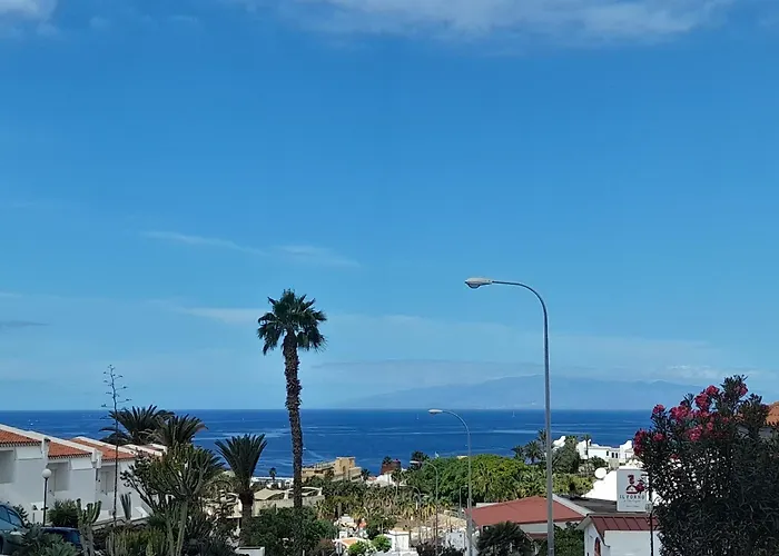Island Village Heights